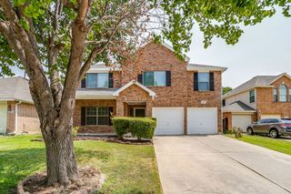 2875 Grandview Drive, Grand Prairie, TX 75052