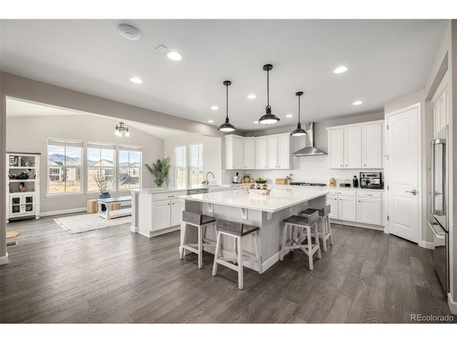 9021 Swan River St, Littleton, CO 80125