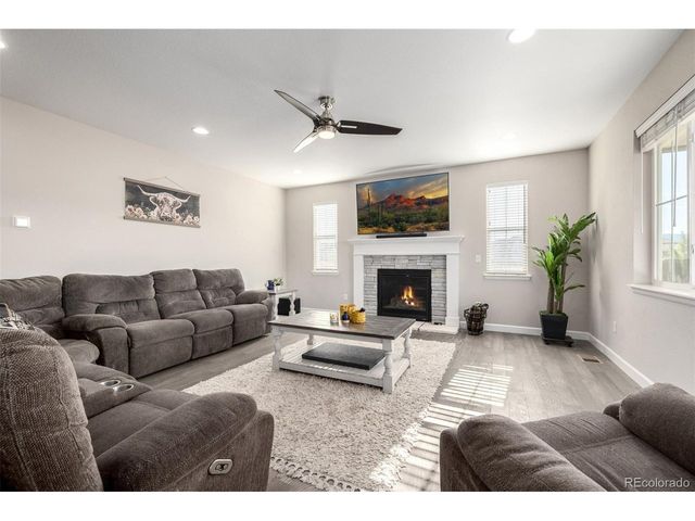 9021 Swan River St, Littleton, CO 80125