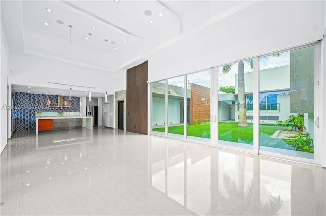 2360 SW 139th Avenue, Miami, FL 33175
