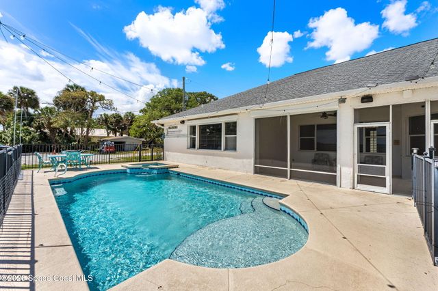 2729 Pineapple Avenue, Melbourne, FL 32935