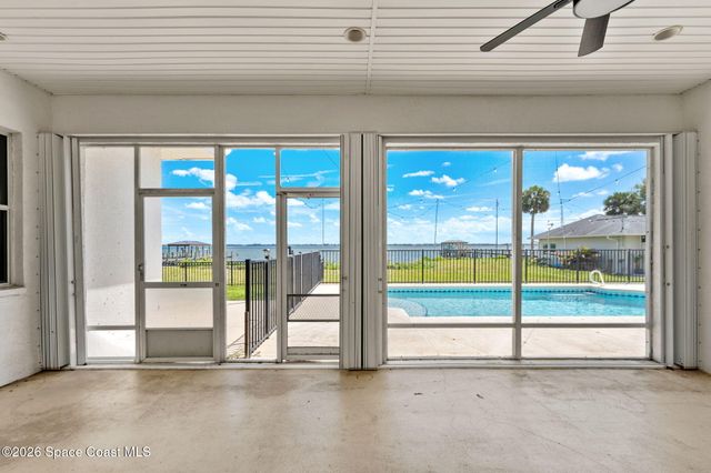 2729 Pineapple Avenue, Melbourne, FL 32935