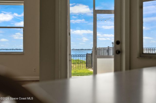 2729 Pineapple Avenue, Melbourne, FL 32935