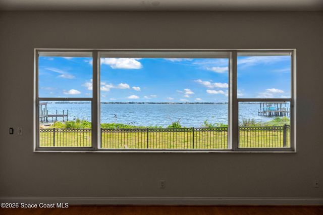 2729 Pineapple Avenue, Melbourne, FL 32935