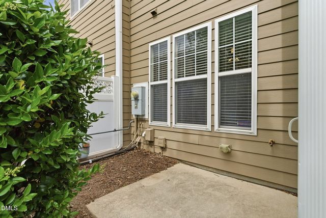 9129 Bunnwood Lane, Raleigh, NC 27617