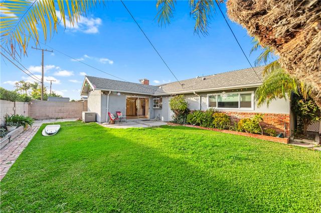 6682 Alexandria, Huntington Beach, CA 92647
