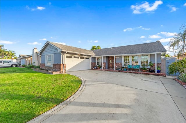 6682 Alexandria, Huntington Beach, CA 92647