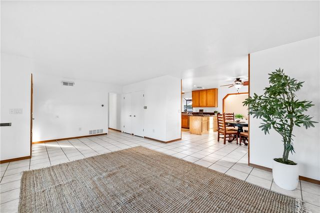 6682 Alexandria, Huntington Beach, CA 92647