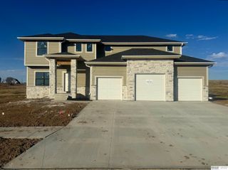 18322 Schirra Street, Gretna, NE 68028