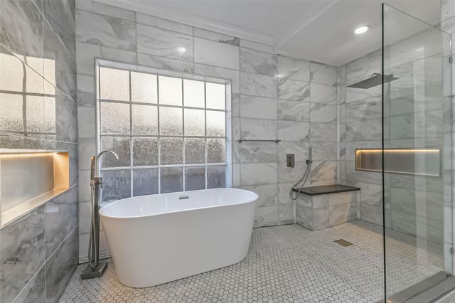 13722 Greenwood Manor Drive, Cypress, TX 77429