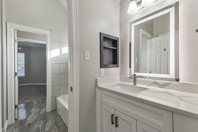 13722 Greenwood Manor Drive, Cypress, TX 77429