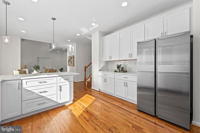 12741 OAK FARMS DR, Herndon, VA 20171