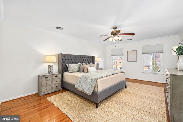 12741 OAK FARMS DR, Herndon, VA 20171