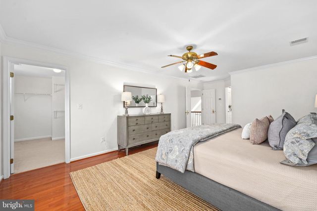 12741 OAK FARMS DR, Herndon, VA 20171