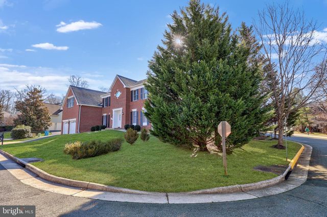 12741 OAK FARMS DR, Herndon, VA 20171