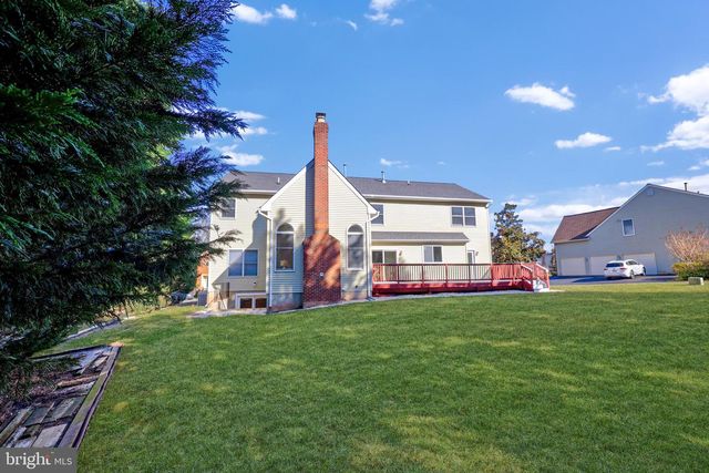 12741 OAK FARMS DR, Herndon, VA 20171