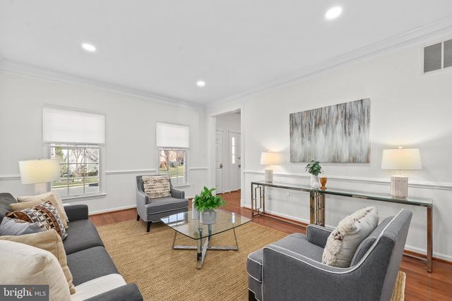 12741 OAK FARMS DR, Herndon, VA 20171