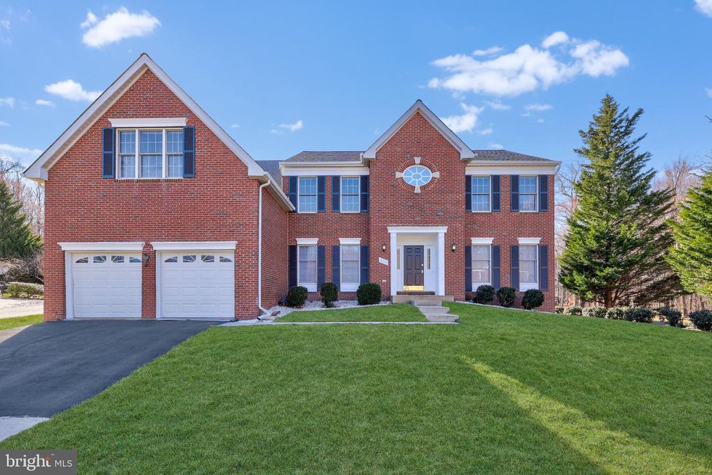 12741 OAK FARMS DR, Herndon, VA 20171