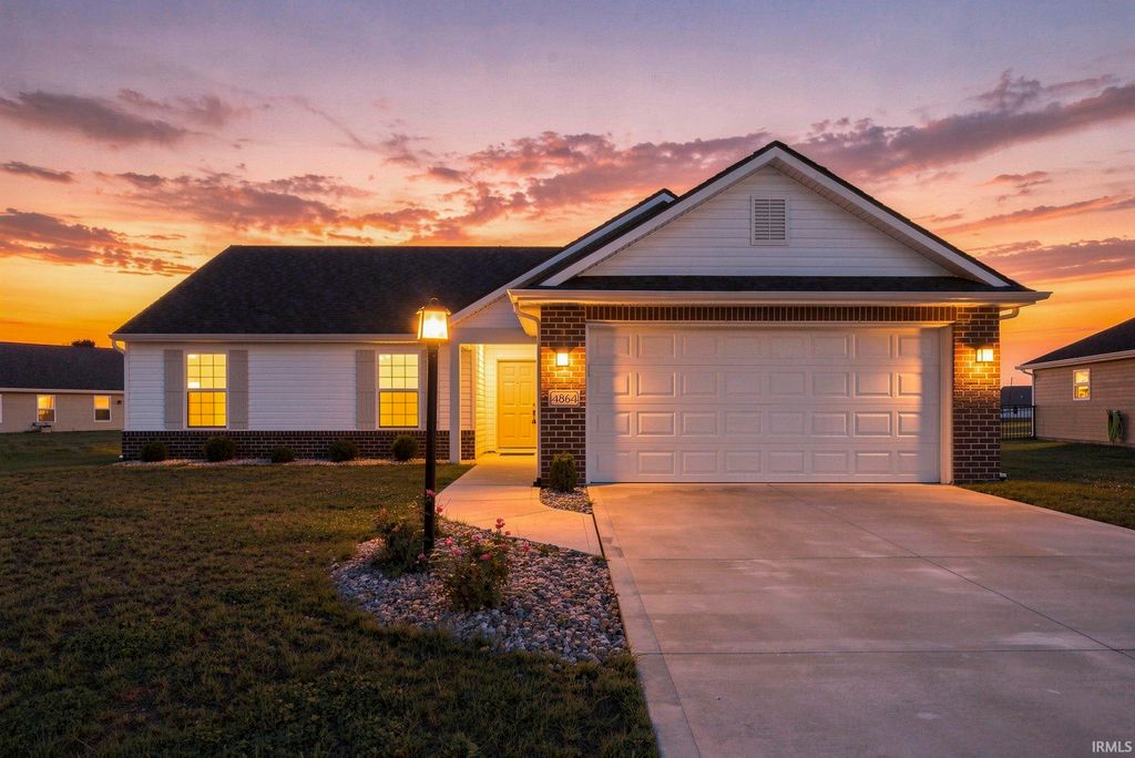4864 Windrow Way, Fort Wayne, IN 46818