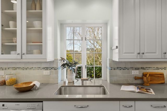 1123 1123 Park Hills Rd, Berkeley, CA 94708