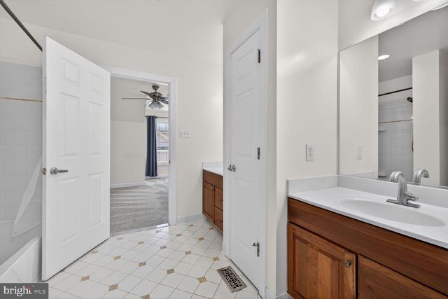 593 CEDAR ST, Gaithersburg, MD 20877