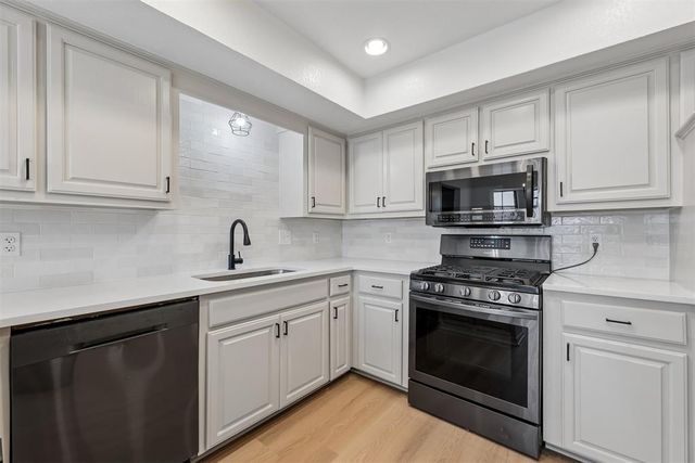 1617 Shadow Court, Edmond, OK 73013