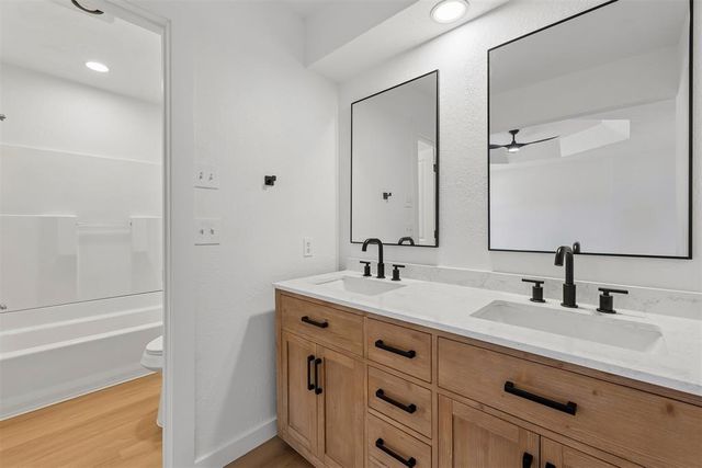 1617 Shadow Court, Edmond, OK 73013