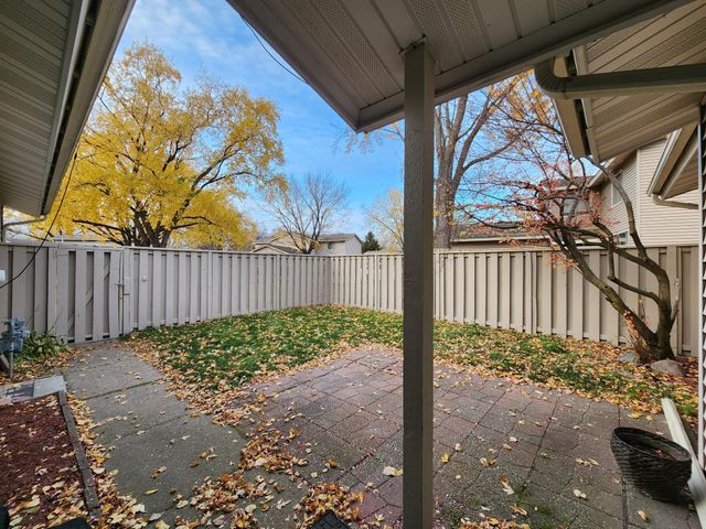 1008 Carmel Court, Shoreview, MN 55126