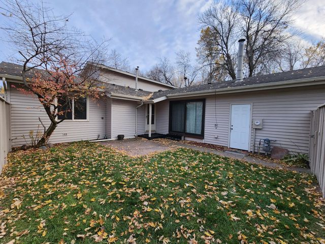 1008 Carmel Court, Shoreview, MN 55126