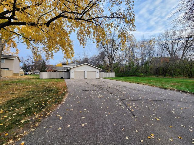 1008 Carmel Court, Shoreview, MN 55126