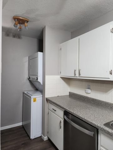 1008 Carmel Court, Shoreview, MN 55126