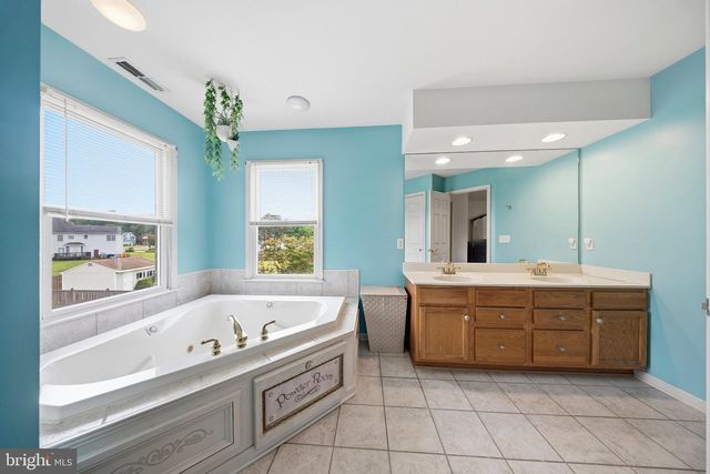 26339 WOLFE CREEK DR, Salisbury, MD 21801