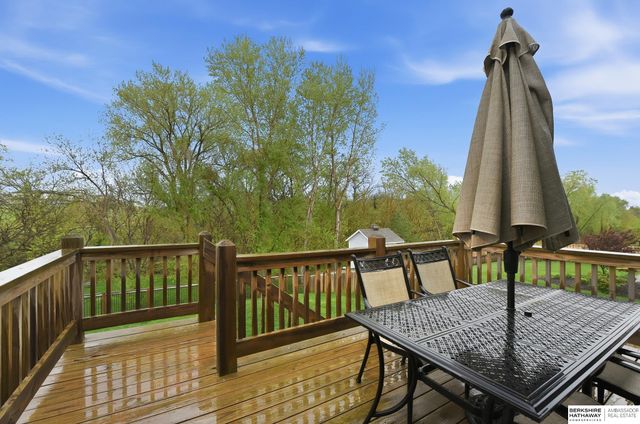 2725 N 189 Street, Elkhorn, NE 68022
