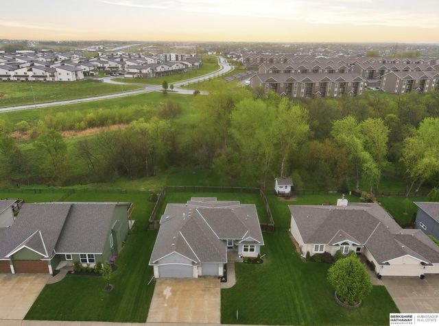 2725 N 189 Street, Elkhorn, NE 68022