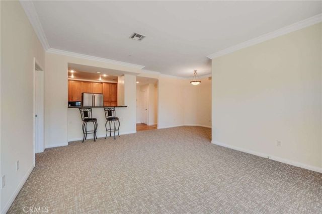 9610 Zelzah 301, Northridge, CA 91325