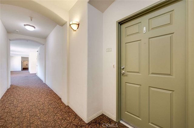 9610 Zelzah 301, Northridge, CA 91325