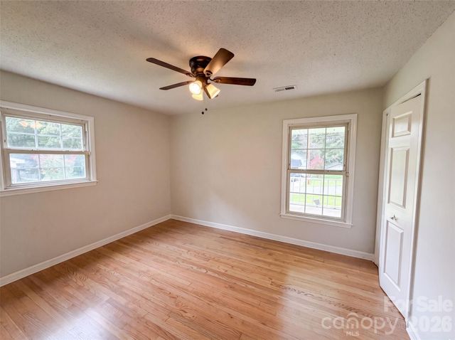 529 Timberlane Drive, Mount Holly, NC 28120