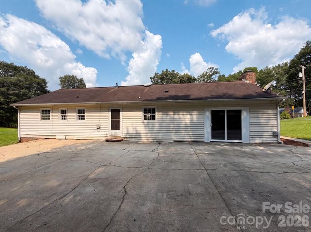529 Timberlane Drive, Mount Holly, NC 28120