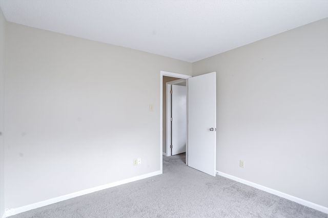 5985 Claymont Boulevard, Plainfield, IN 46168