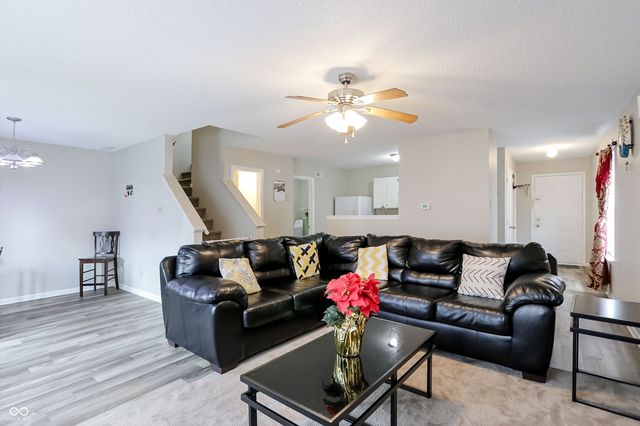 5985 Claymont Boulevard, Plainfield, IN 46168