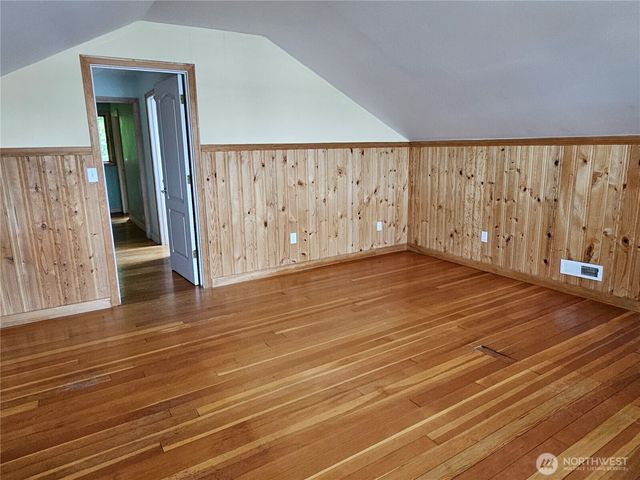 1130 East Bay Drive NE, Olympia, WA 98506