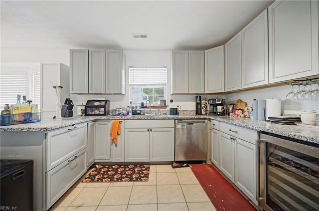 2078 Nansemond PW, Suffolk, VA 23434