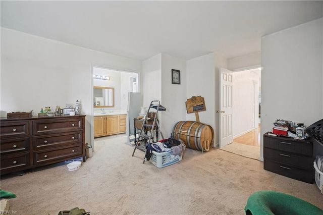 2078 Nansemond PW, Suffolk, VA 23434