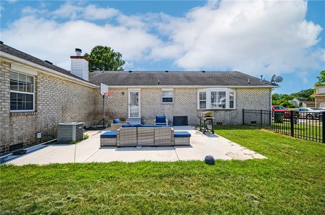 2078 Nansemond PW, Suffolk, VA 23434