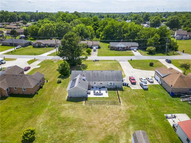 2078 Nansemond PW, Suffolk, VA 23434
