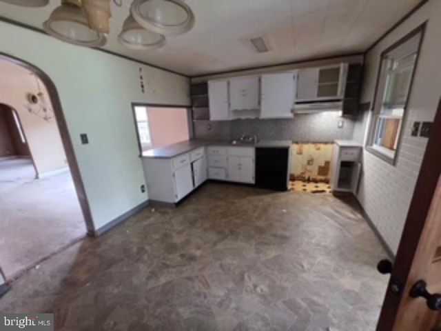3007 W 10TH ST, Chester, PA 19013