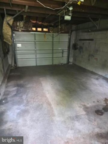 3007 W 10TH ST, Chester, PA 19013