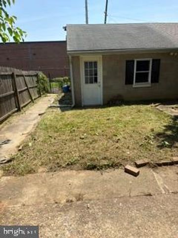 3007 W 10TH ST, Chester, PA 19013