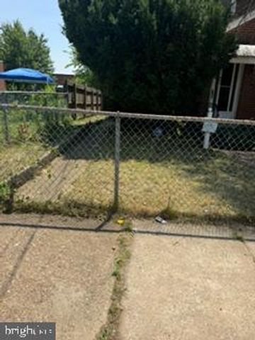 3007 W 10TH ST, Chester, PA 19013