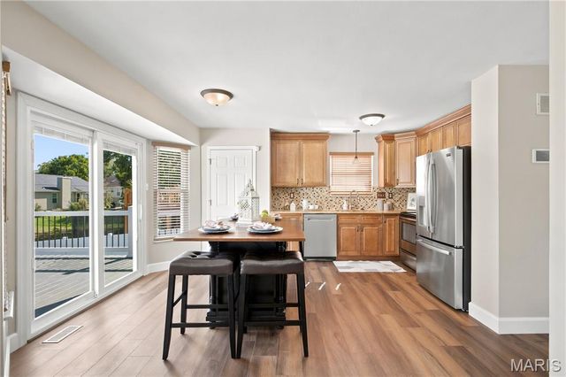 2724 Smiley Road, Maryland Heights, MO 63043